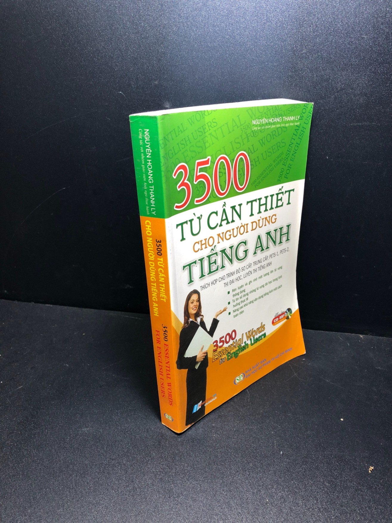 3500 từ cần thiết cho người dùng tiếng Anh Nguyễn Hoàng Thanh Ly mới 80% ố nhẹ HCM0411 (NSX)