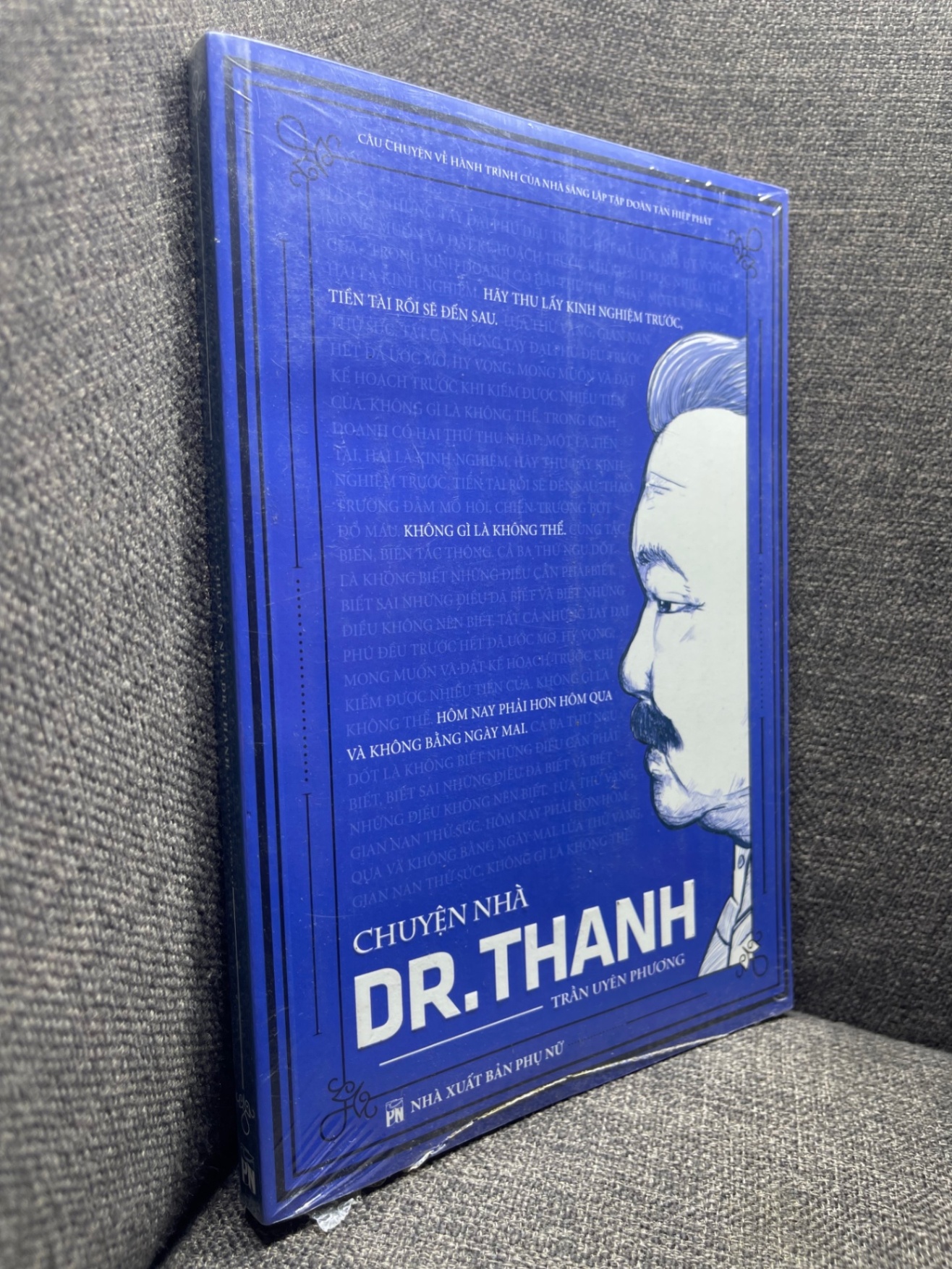 Chuyện nhà DrThanh Trần Uyên Phương mới 100% HPB1704 (NSX)