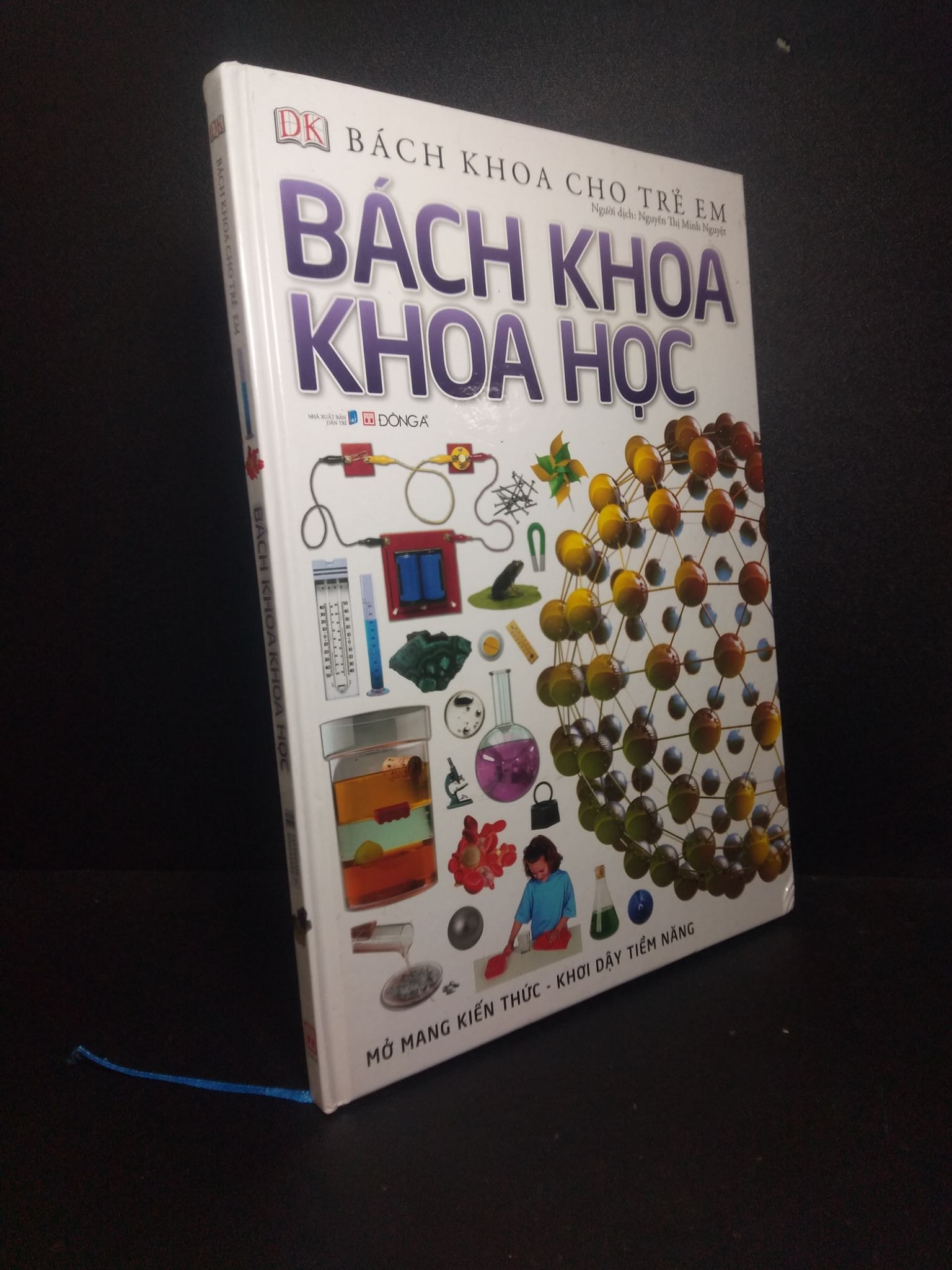 Bách khoa khoa học mới 85% bẩn nhẹ , bìa cứng HCM0311 (NSX)