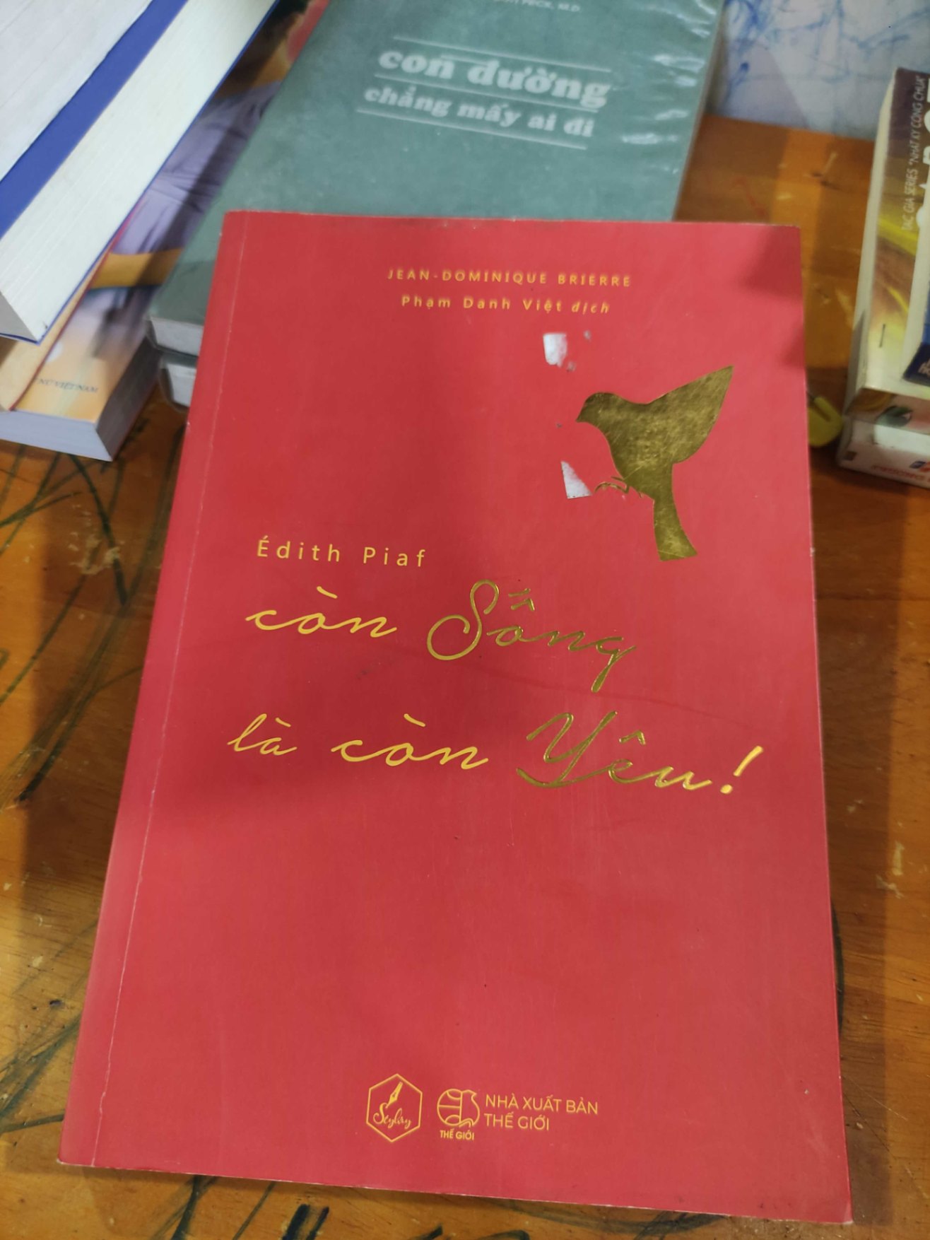Còn sống là còn yêuHCM01/03