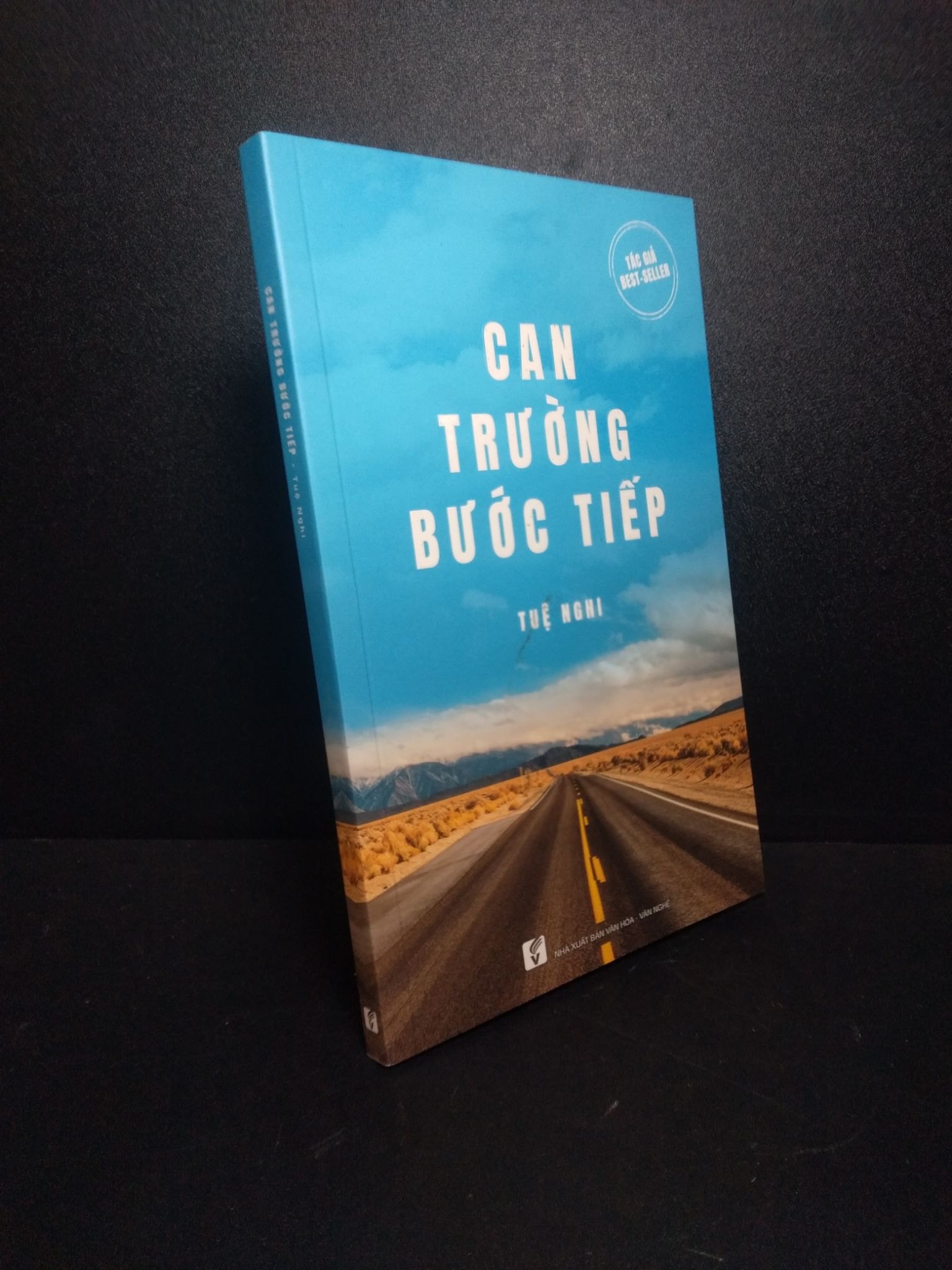 Can Trường bước tiếp Tuệ Nghi 2019 mới 80%, HCM 1910 (NSX)