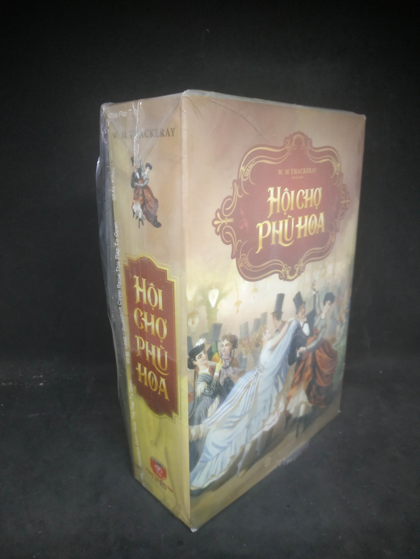 Bộ 2 cuốn Hội chợ phù hoa - William M.Thackeray mới 90% HCM1603 (NSX)