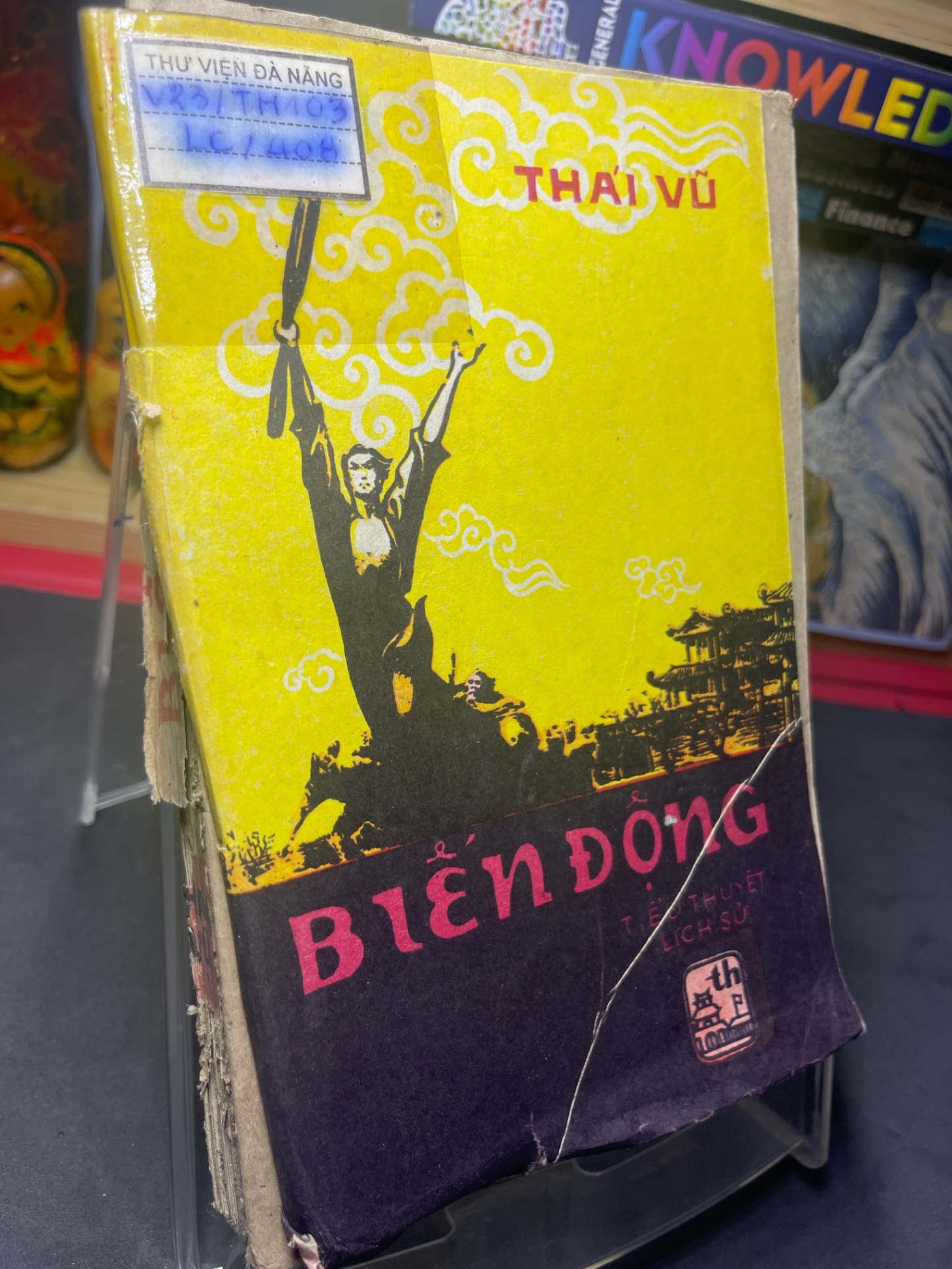Biển động 1984 mới 50% ố vàng nặng rách tróc bìa Thái Vũ HPB0906 SÁCH VĂN HỌC (NSX)