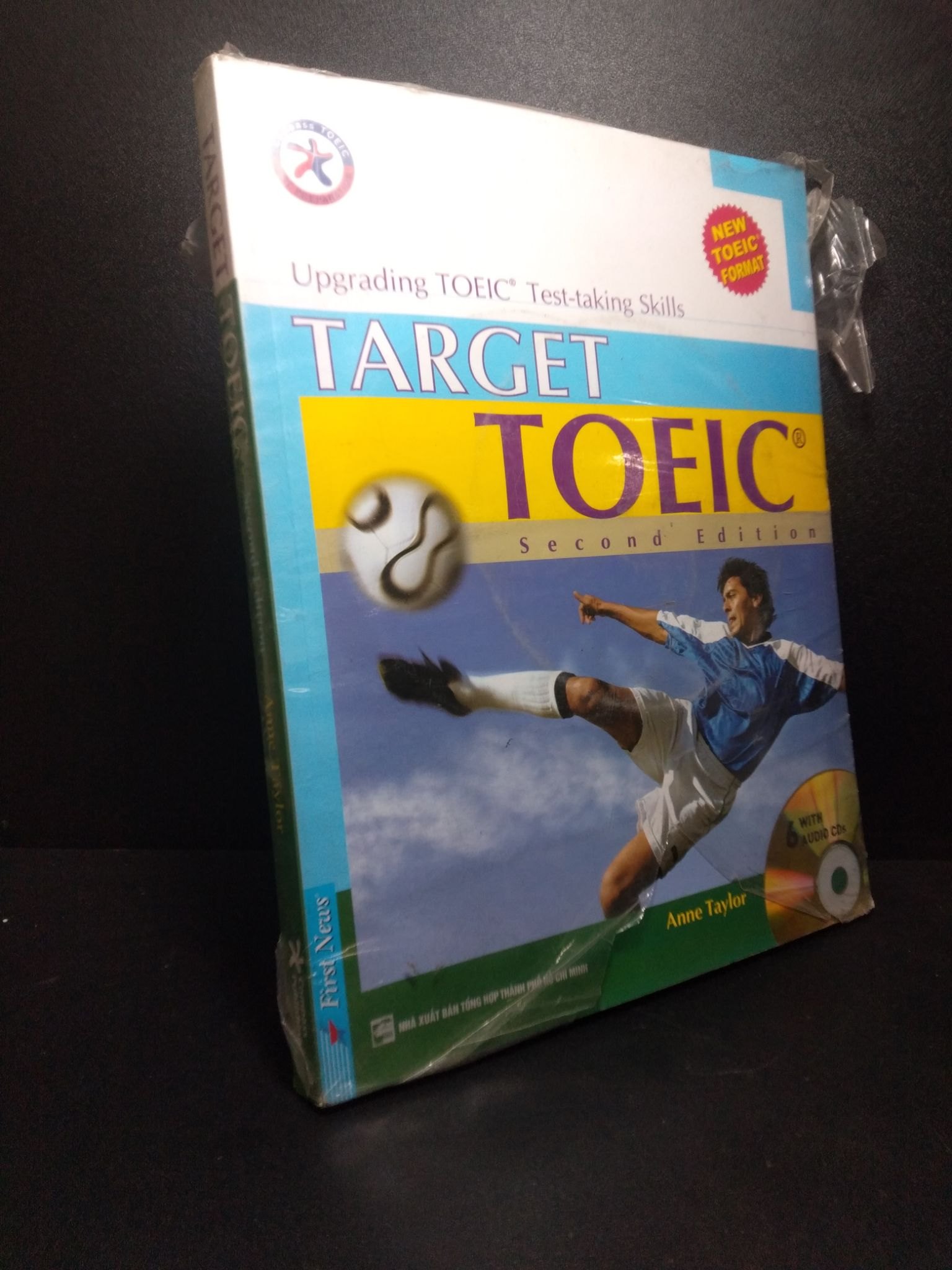 Target toeic second edition mới 80% bẩn nhẹ rách seal HCM1110