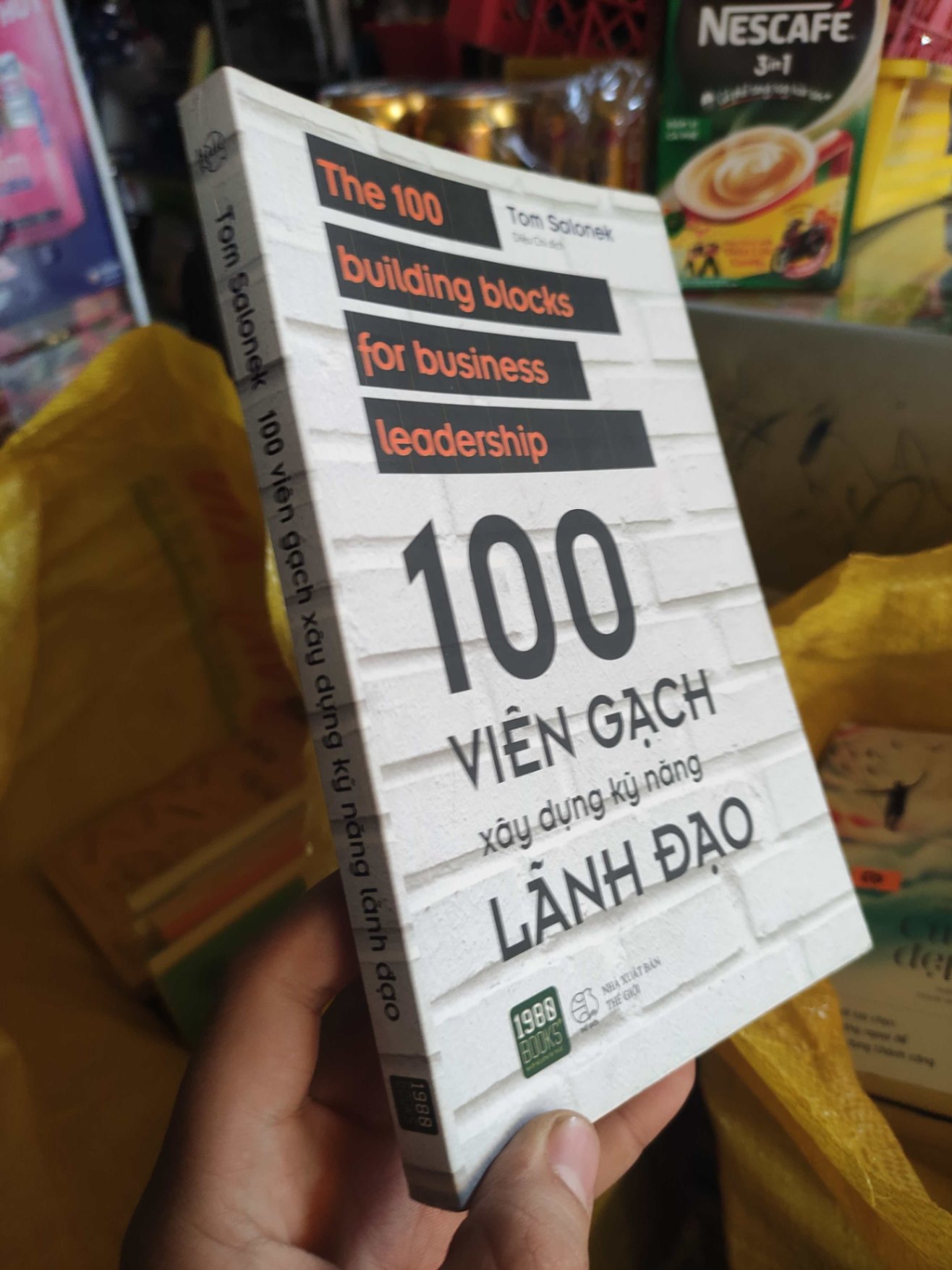 100 viên gạch xây dựng kỹ năng lãnh đạoHCM01/03 (NSX)