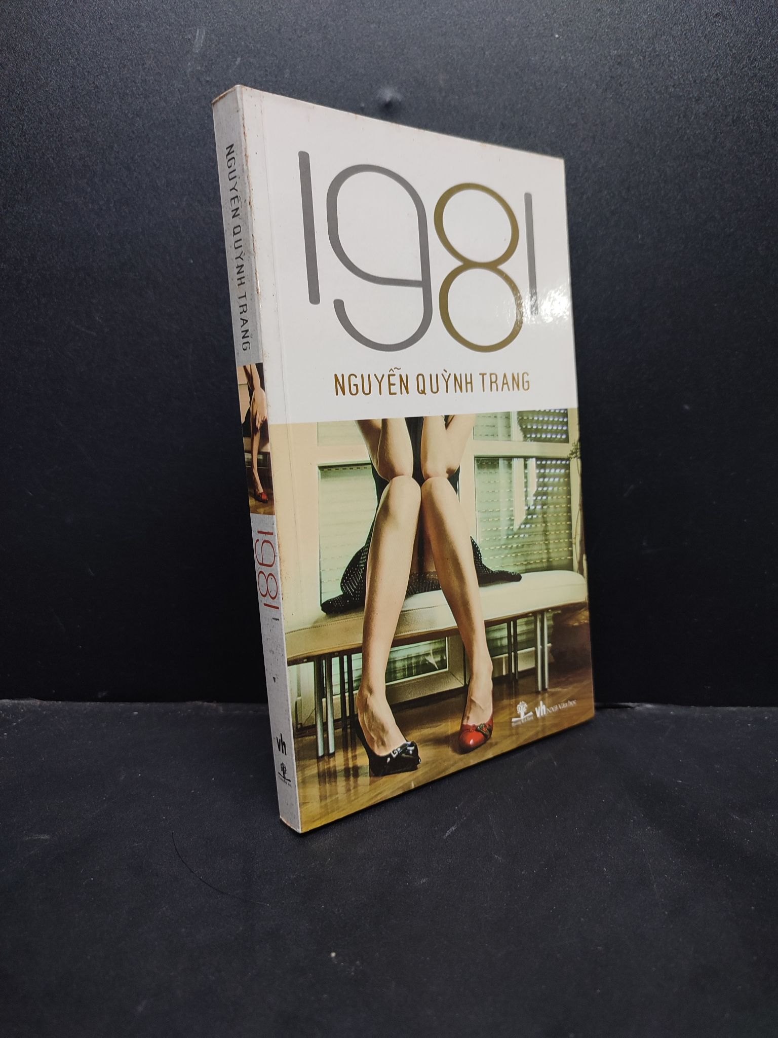 1981 mới 80% ố nhẹ 2012 HCM1406 Nguyễn Quỳnh Trang SÁCH VĂN HỌC (NSX)