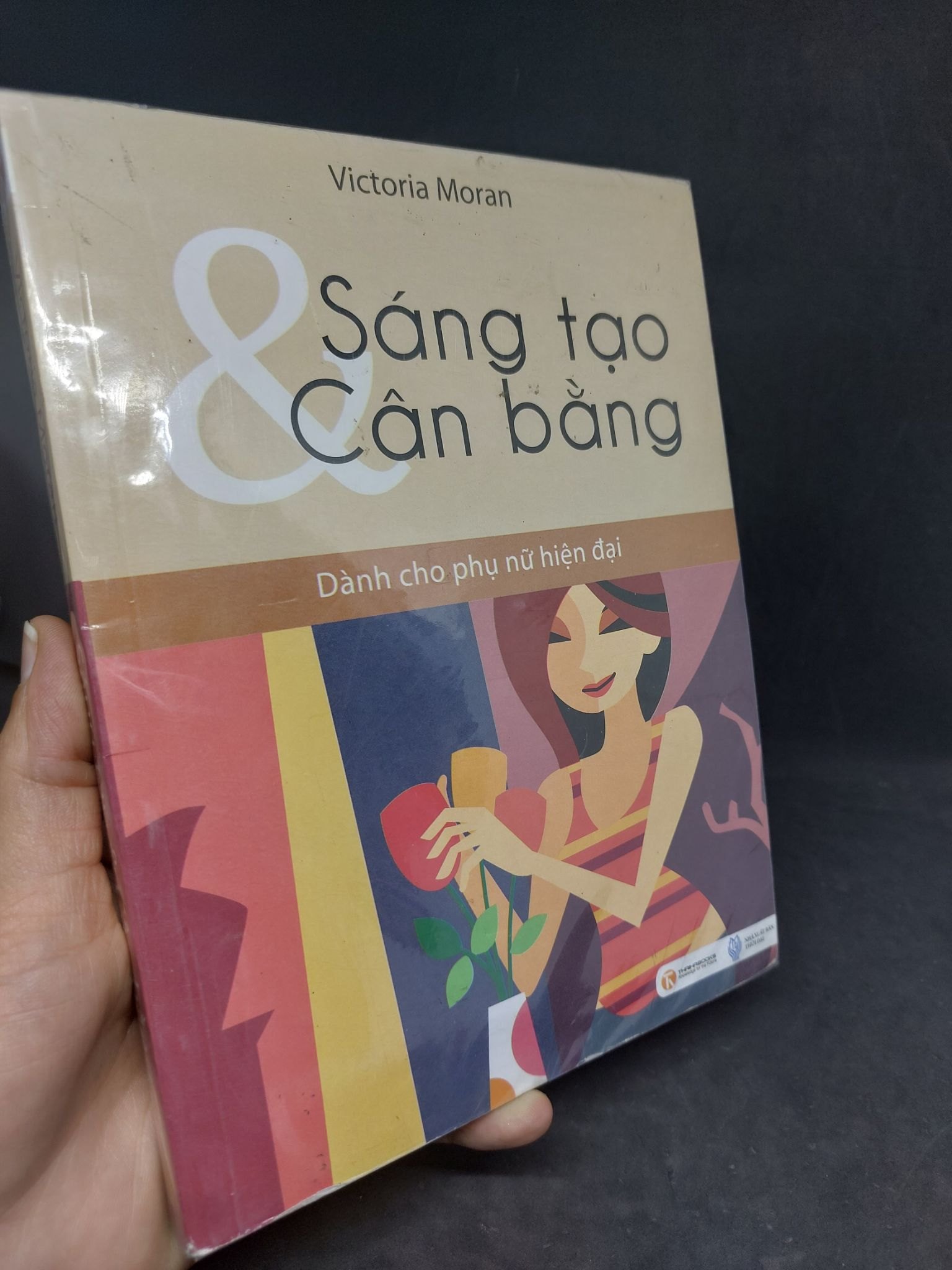 Sáng tạo và cân bằng Victoria Moran mới 95% HCM1906 (NSX)