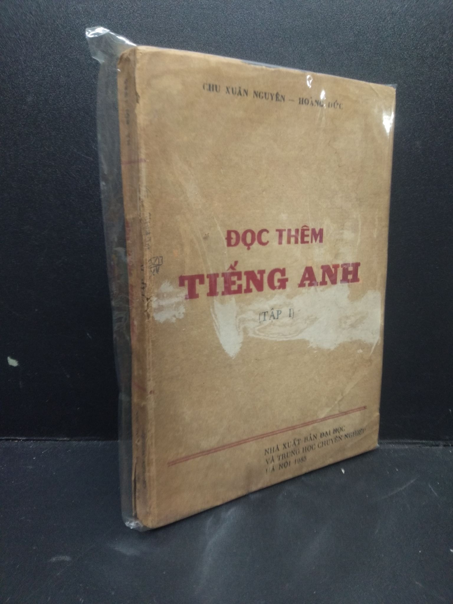 Đọc thêm Tiếng Anh tập 1 Chu Xuân Nguyễn-Hoàng Đức mới 70% bọc seal bìa rách trầy giấy HCM0406 học ngoại ngữ (NSX)