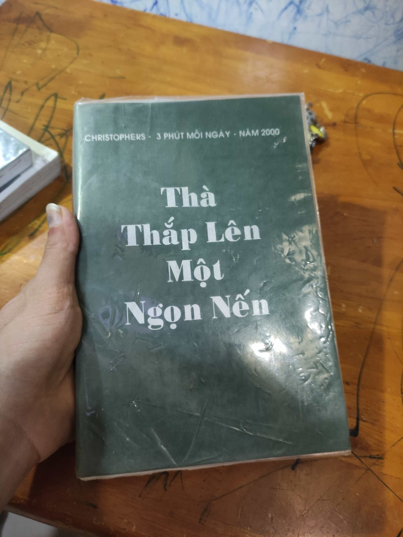 Thà thắp lên một ngọn nếnHCM01/03 (NSX)
