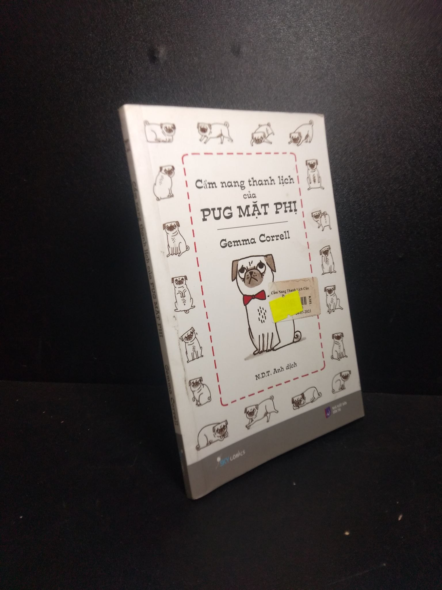 Cẩm nang thanh lịch của Pug Mặt Phị năm 2019 mới 80% bẩn bìa HCM0212 (NSX)