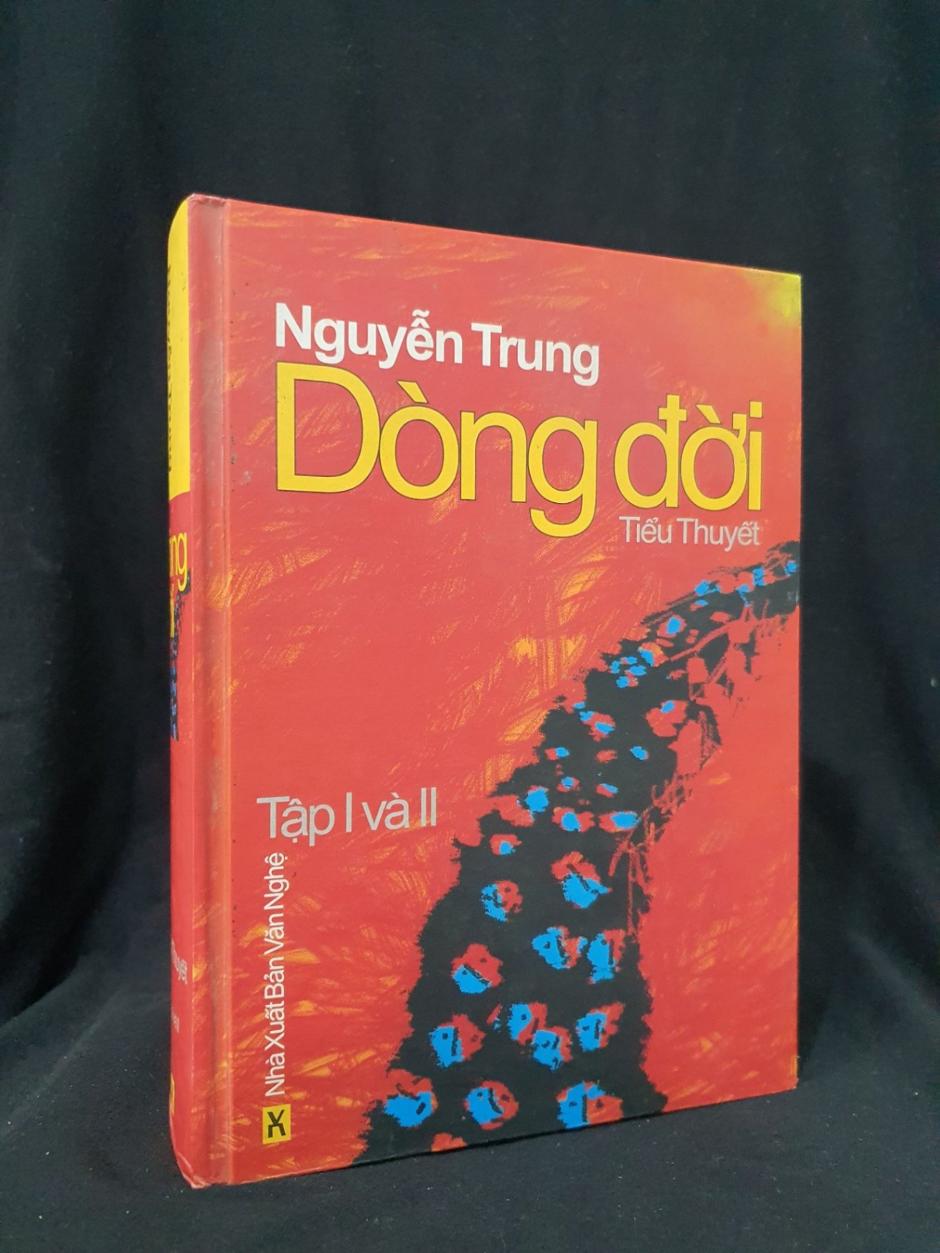 Dòng đời mới 70% 2007 -HCM205 Nguyễn Trung SÁCH VĂN HỌC (NSX)