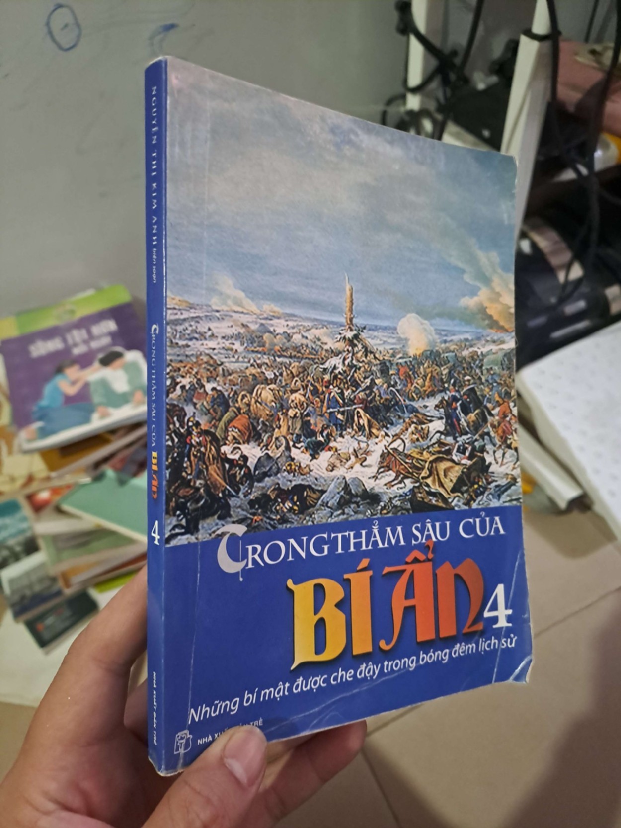 Trong thẳm sâu của bí ẩn 4 - Nguyễn Thị Kim Anh TÂM LINH - TÔN GIÁO - THIỀN HCM0910 (NSX)