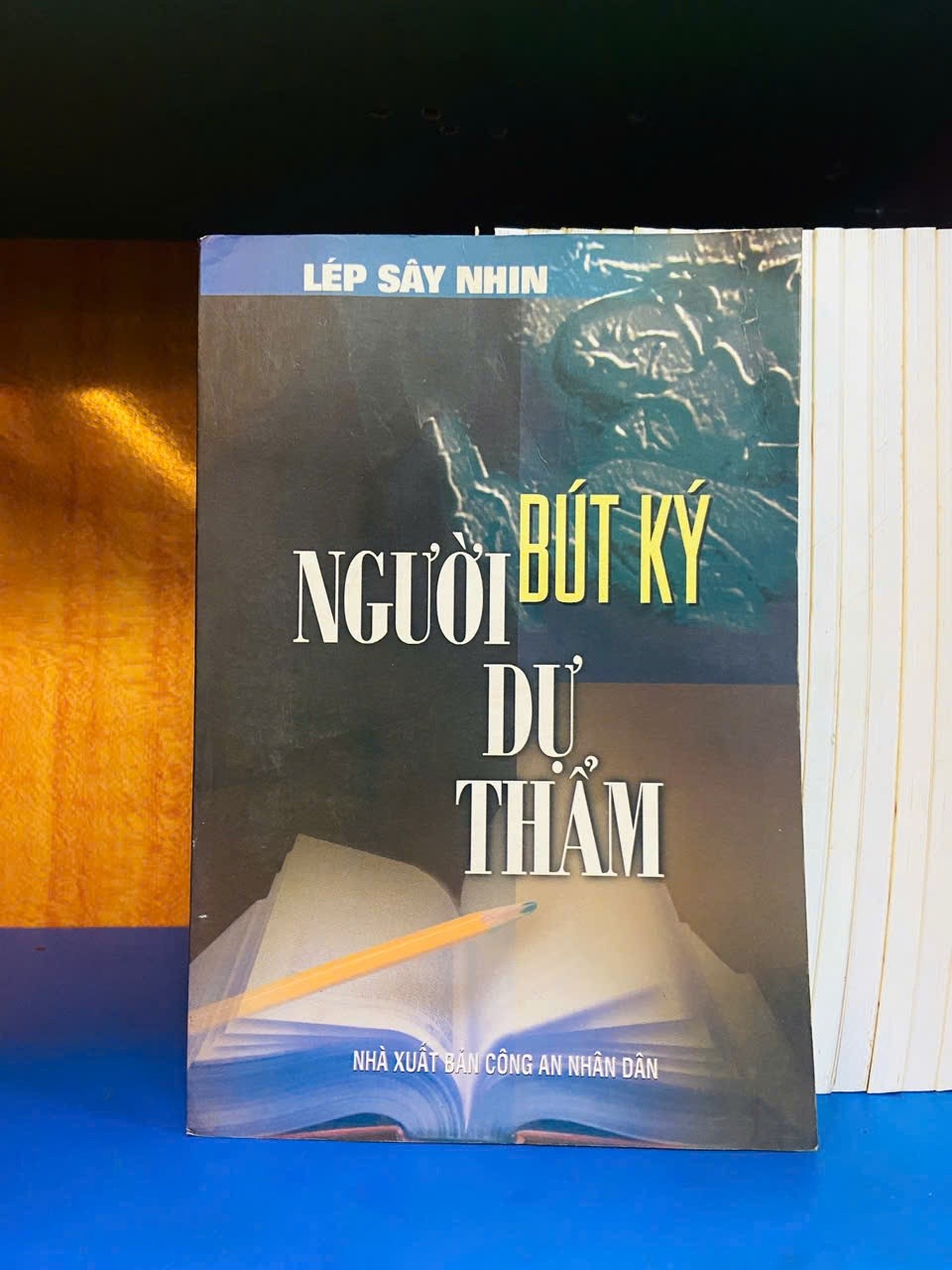 Bút ký người Dự thẩm - Lép Sây Nhin - VĂN HỌC - VAVO2011-110