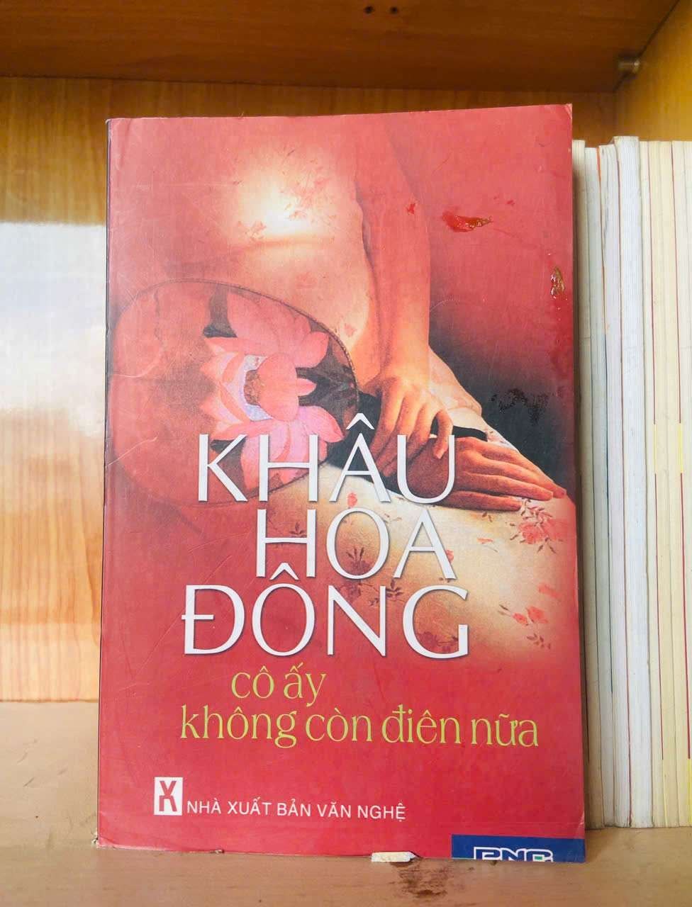 Cô ấy không còn điên nữa - Khâu Hoa Đông VĂN HỌC VAVO0810