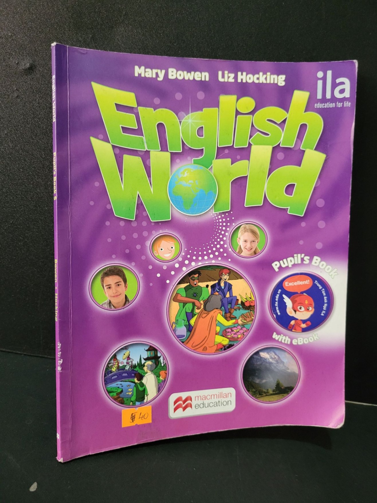 English World Workbook 5 (sách màu) mới 70% bẩn bìa, ố nhẹ, có chữ viết Mary Bowen - Liz Hocking HCM1604 HỌC NGOẠI NGỮ
