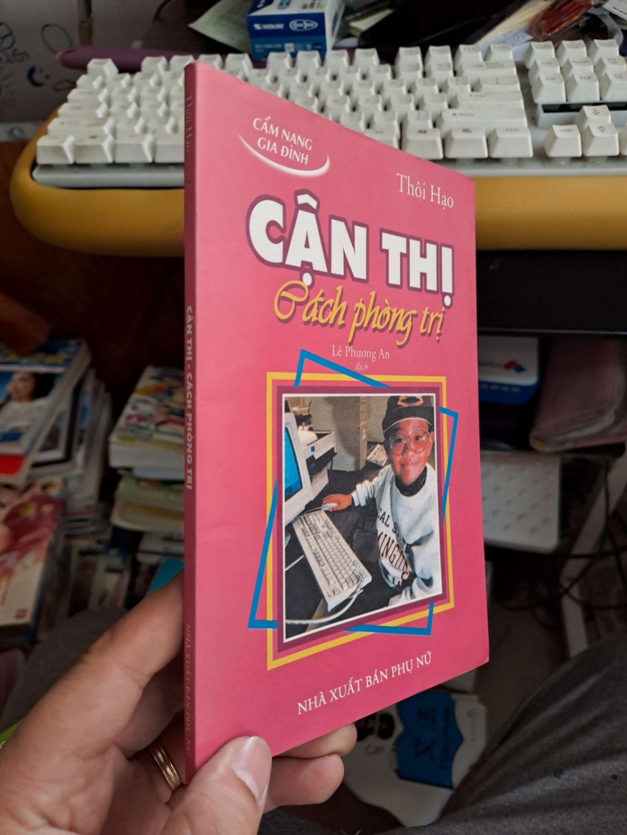Cận thị - Cách phòng trị - Thôi Hạo SỨC KHỎE - THỂ THAO HCM.TN1008 (NSX)