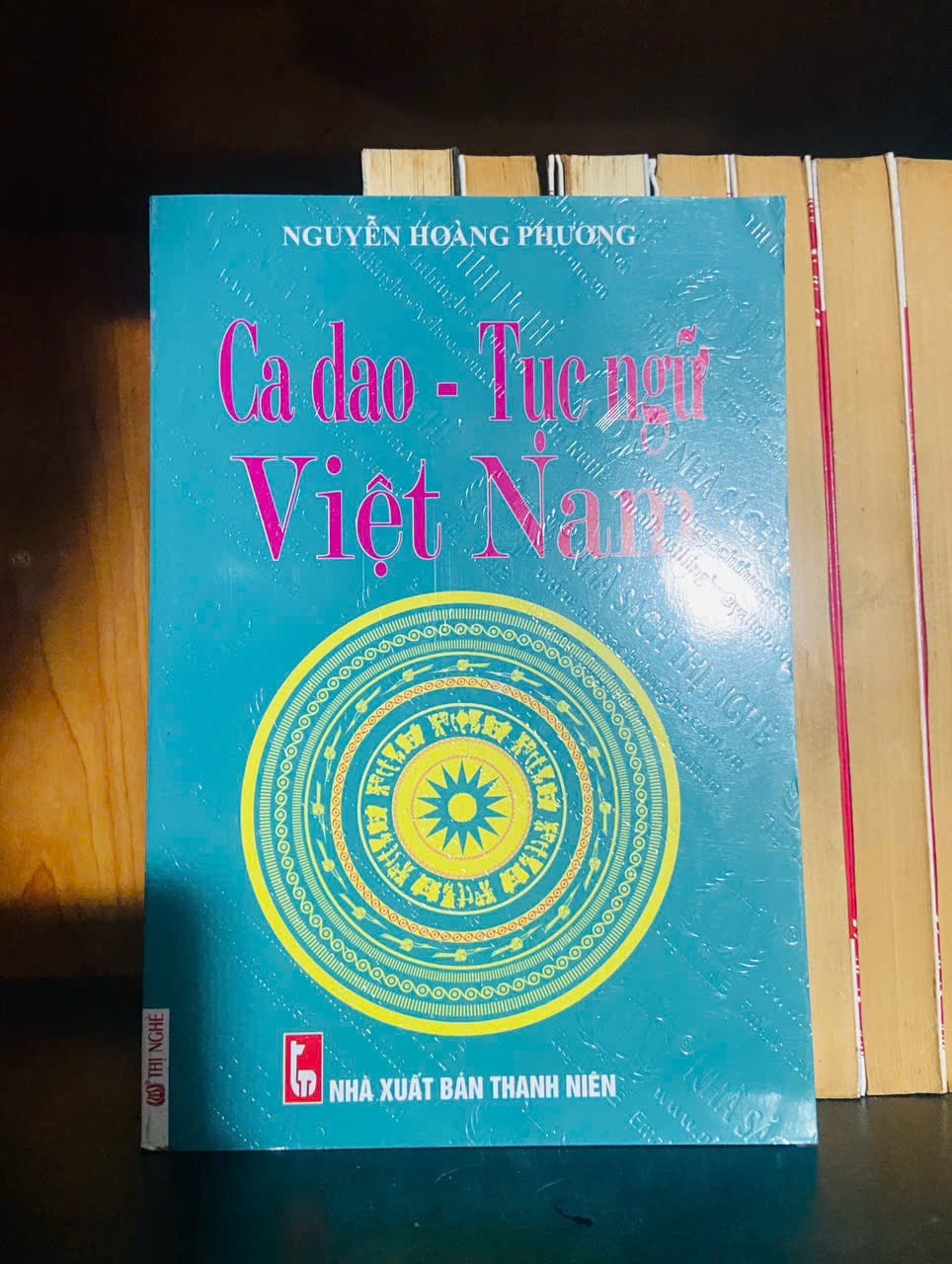 Ca dao - Tục ngữ Việt Nam / Nguyễn Hoàng Phương KHOA HỌC ĐỜI SỐNG VAVO2012-51