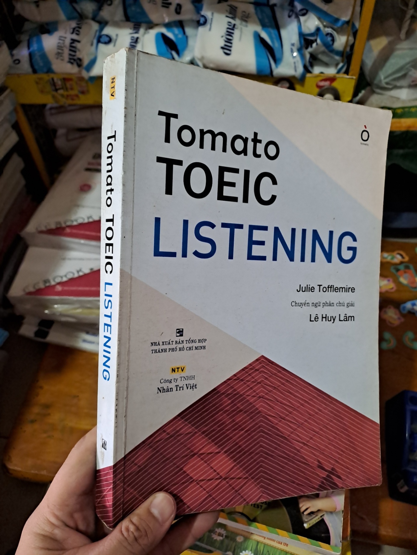 Tomato Toeic listening mới 90% bẩn nhẹ có kèm CD 2013 HCM0808 HỌC NGOẠI NGỮ