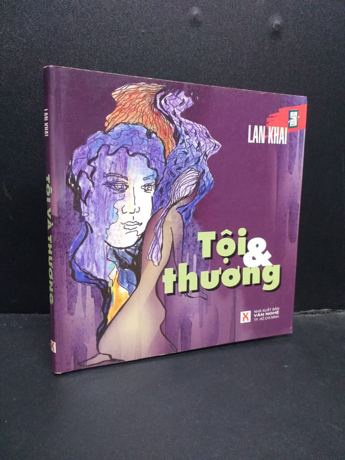 Tội và thương mới 80% ố 2000 HCM2207 Lan Khai VĂN HỌC (NSX)