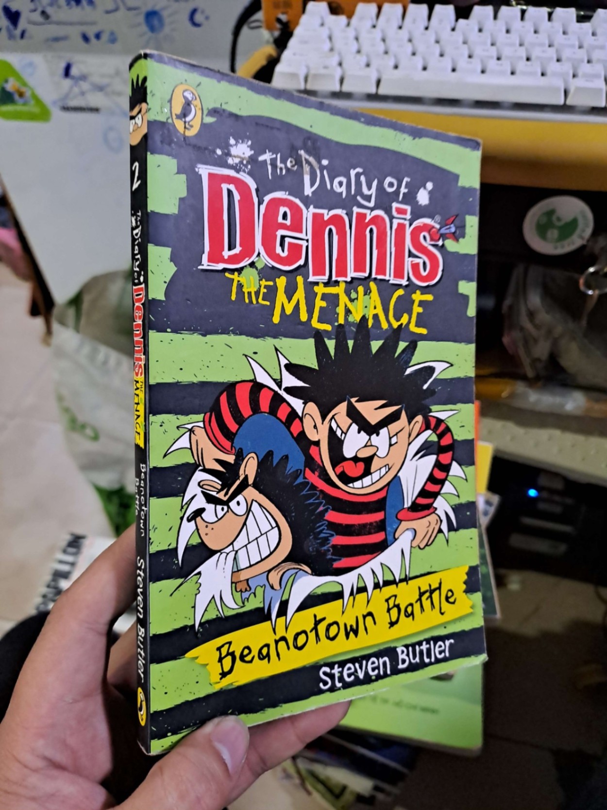 The diary of Dennis the Menace: Beanotown Battle mới 80% ố ENGLISH BOOKS HCM1809 (NSX)