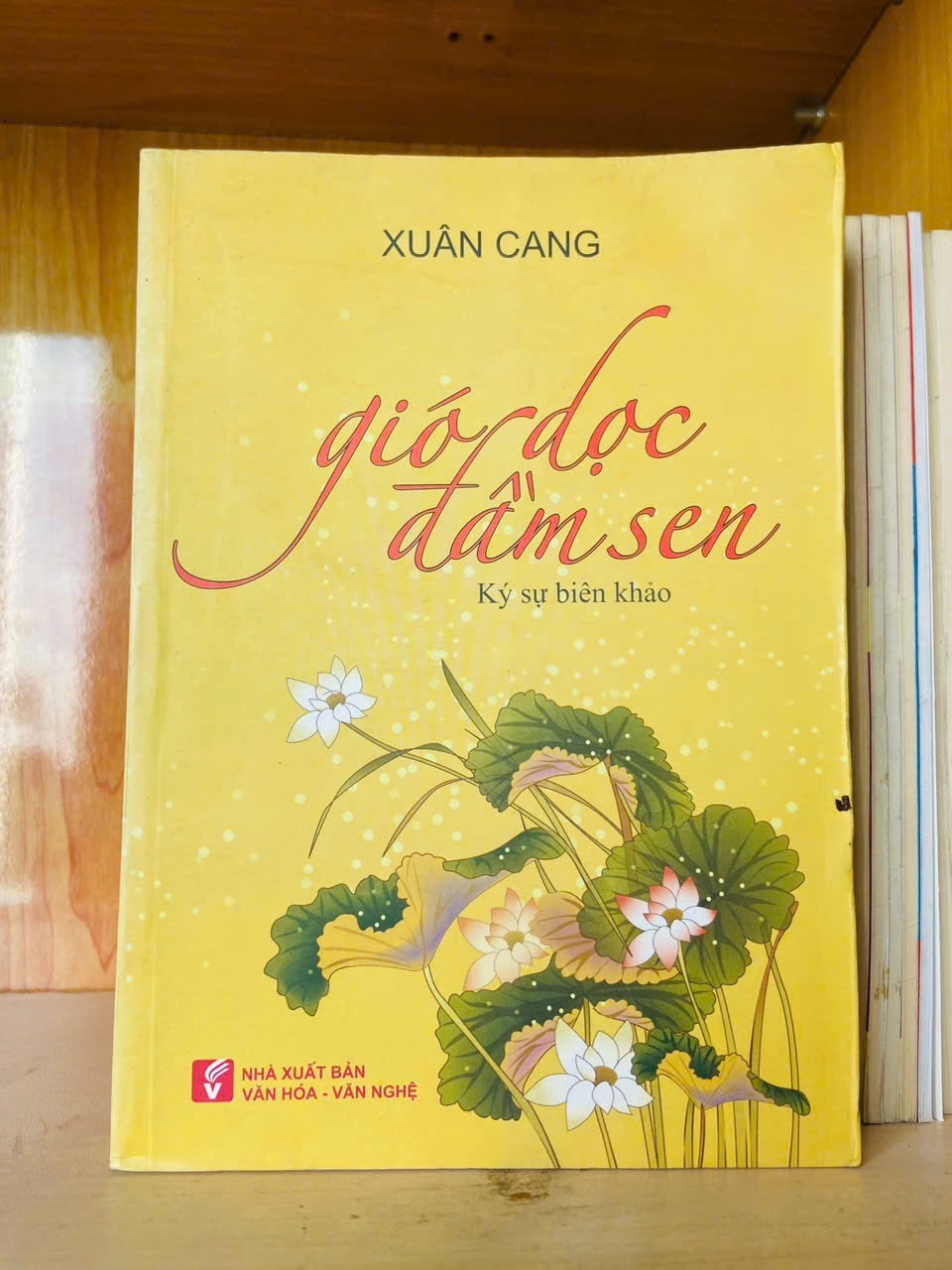Gió dọc đầm sen - Xuân Cang - VĂN HỌC - VAVO2911-222