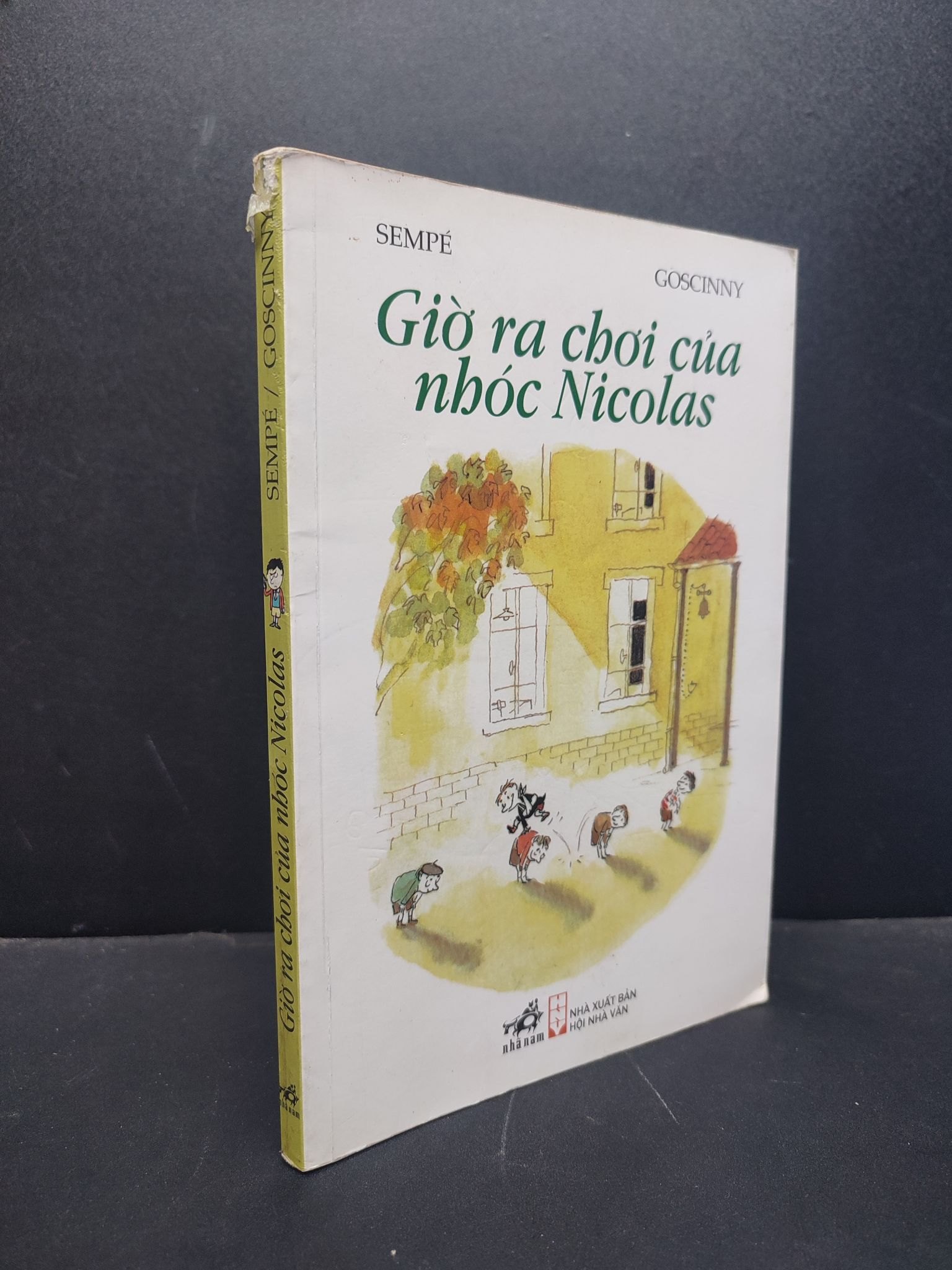 Giờ ra chơi của nhóc Nicolas 2010 mới 80% ố chóc gáy HCM1406 Sempe SÁCH VĂN HỌC (NSX)