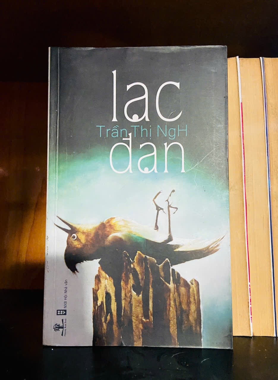 Lạc đàn - Trần Thị NgH - VĂN HỌC - VAVO1211