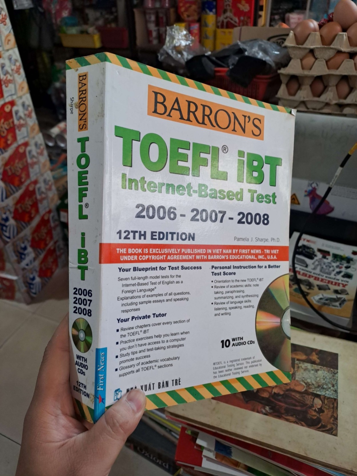 Toefl IBT Internet-Based Test 2006, 2007, 2008 12th Edition - Barron's - 2006 mới 80% ố - SÁCH ĐỒNG GIÁ 29K - HCM3012