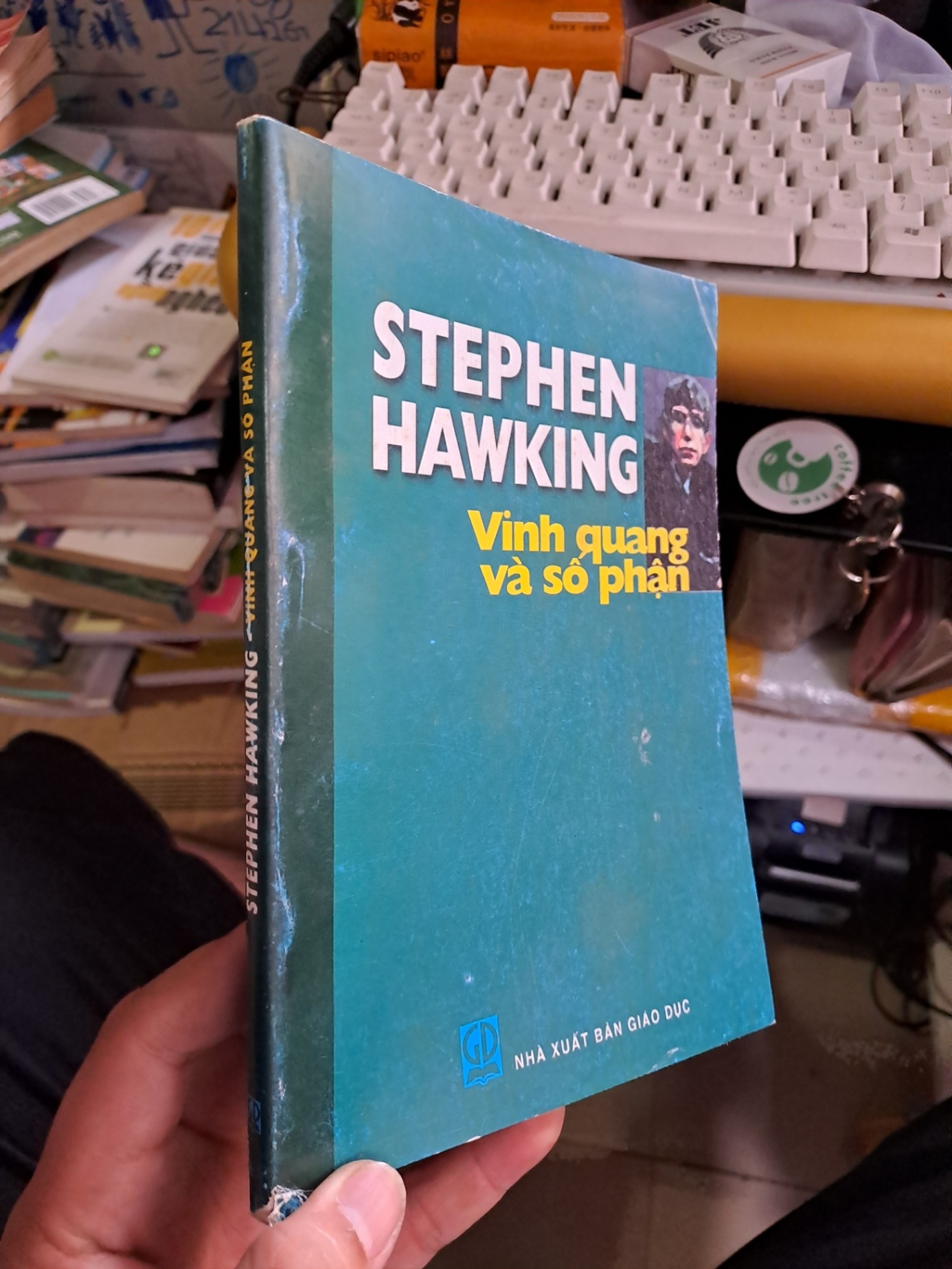Stephen Hawking vinh quang và số phận 2003 mới 80% ố vàng DANH NHÂN VAVO1709 (NSX)