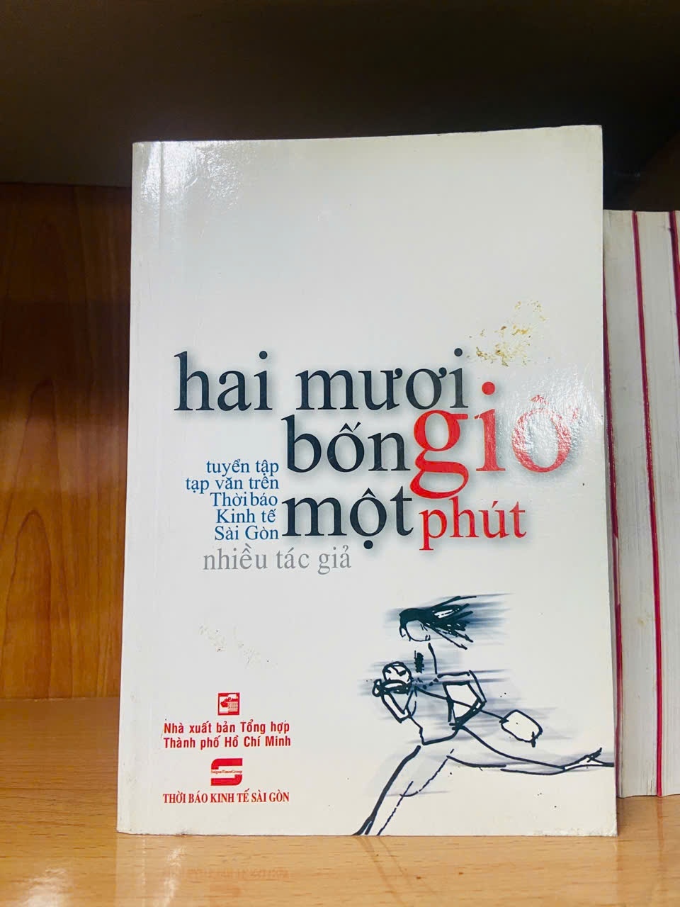 Hai mươi bốn giờ một phút VĂN HỌC VAVO1301