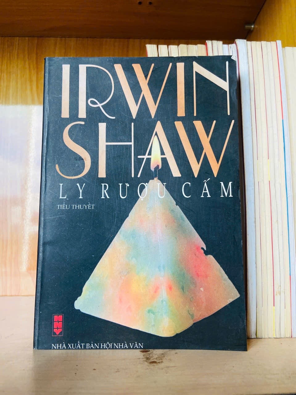 Ly rượu cấm - Irwin Shaw - VĂN HỌC - VAVO2911-195