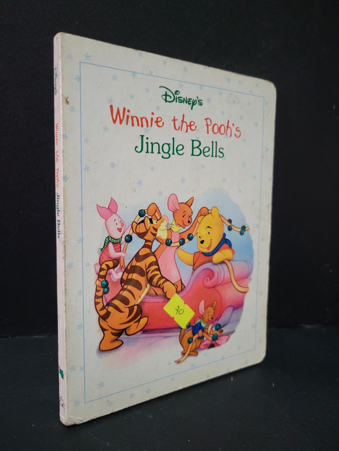 Winnie the pooh's Jingle Bells (bìa cứng) mới 90% bẩn bìa, tróc gáy nhẹ Disney HCM1604 NGOẠI VĂN
