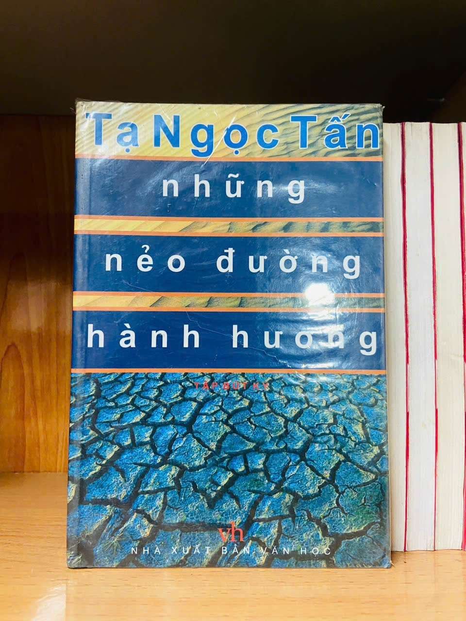 Những nẻo đường hành hương - Tạ Ngọc Tấn - VĂN HỌC - Văn võ - VAVO3110-122