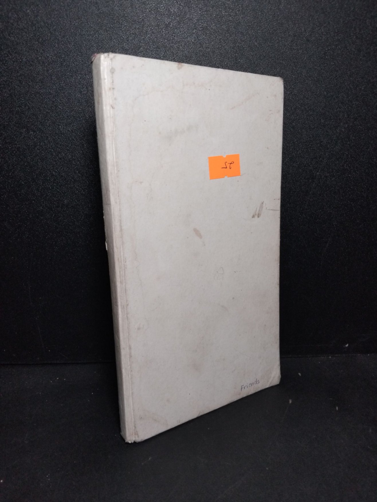 Tình bạn (song ngữ, bìa cứng) mới 80% ố viết lên bài gấp góc nhẹ 1998 HCM2103 VĂN HỌC (NSX)