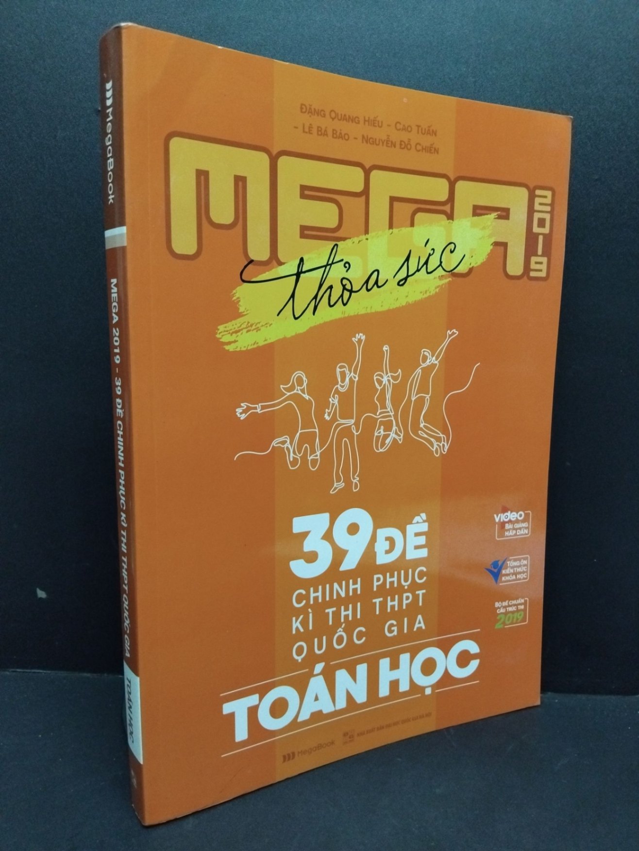 Mega 2019 - 39 đề chinh phục kì thi THPT quốc gia toán học mới 80% ố bẩn nhẹ 2018 HCM1710 GIÁO TRÌNH, CHUYÊN MÔN
