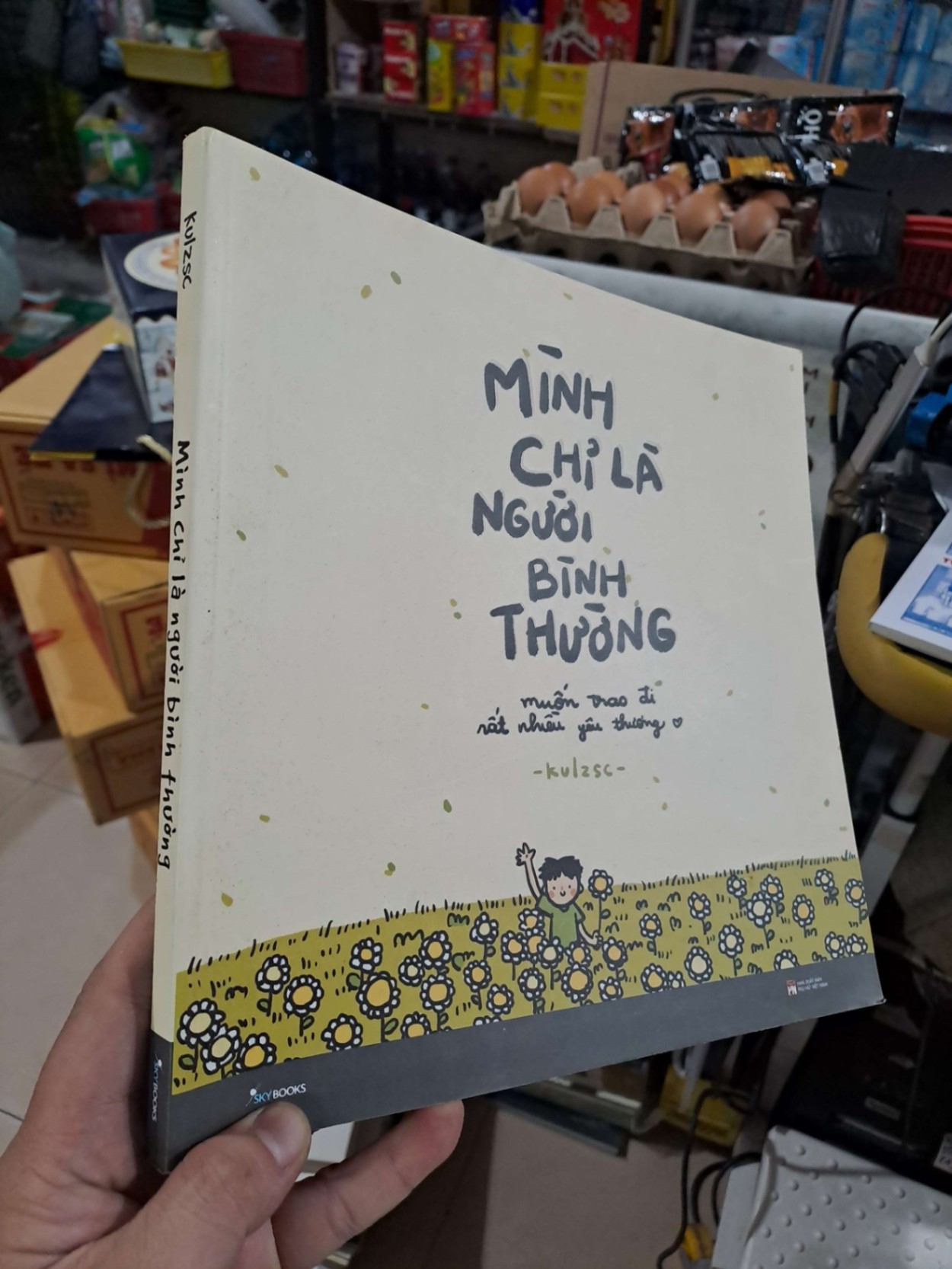 Mình Chỉ Là Người Bình Thường - Kulzsc - 2021 mới 90% - VĂN HỌC - HMT3012 (NSX)