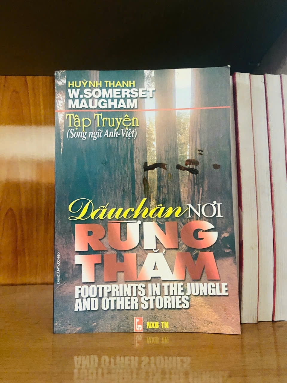 Dấu chân nơi rừng thẳm / W.Somerset Maugham VĂN HỌC VAVO1301