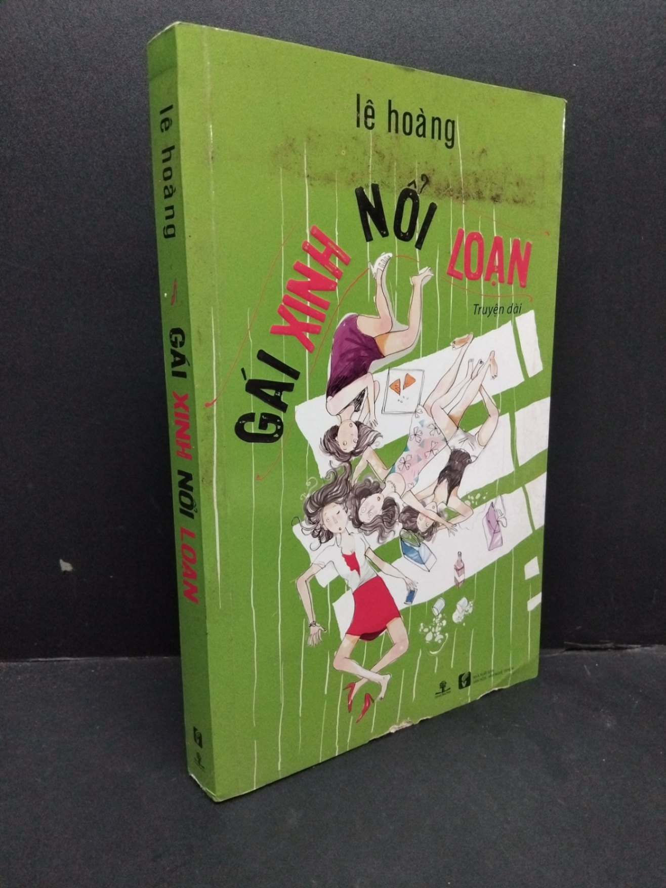 Gái xinh nổi loạn mới 70% ố vàng có viết trang đầu 2015 HCM1410 Lê Hoàng VĂN HỌC (NSX)