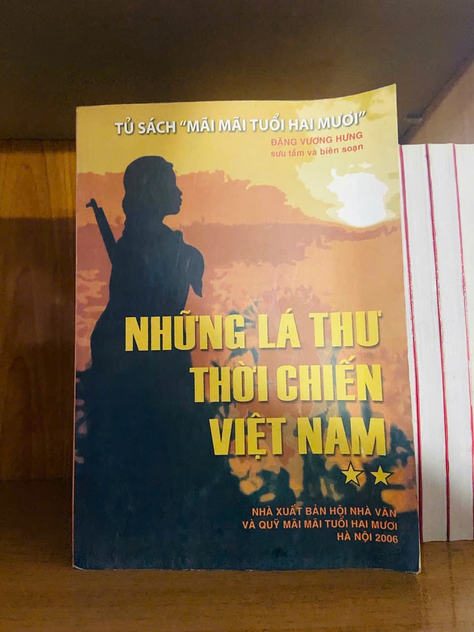 Những lá thứ thời chiến Việt Nam VĂN HỌC VAVO1301