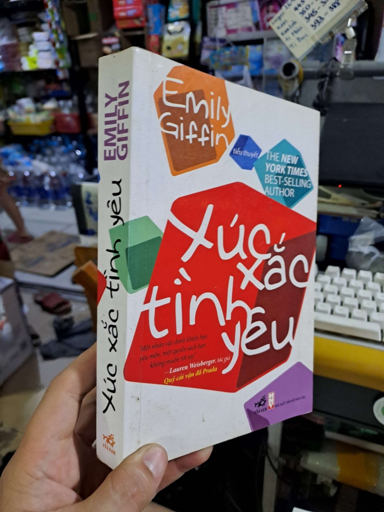 Xúc xắc tình yêu - Giffin - 2010 mới 80% ố - VĂN HỌC - HCM0111