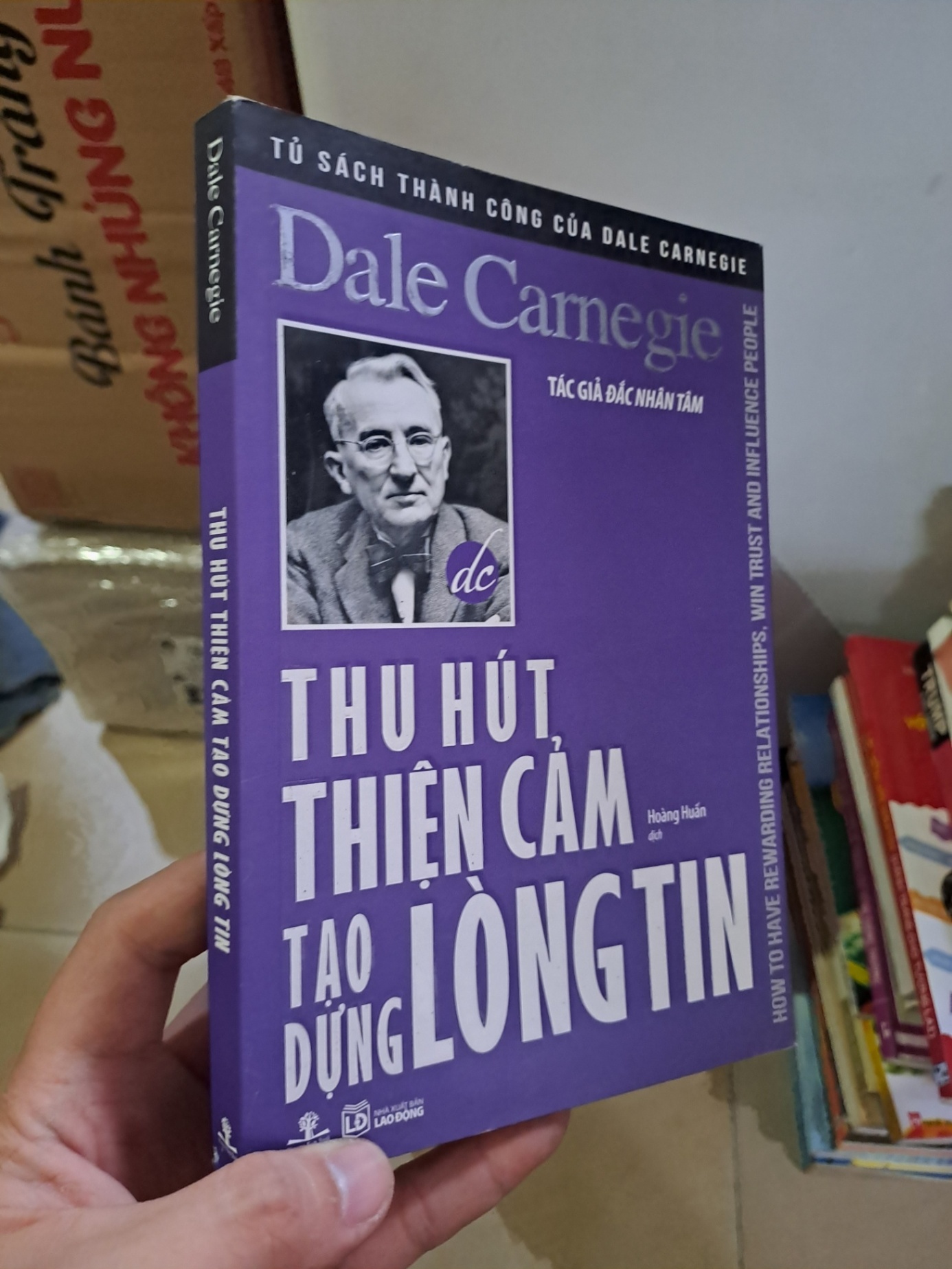 Thu hút thiện cảm tạo dụng lòng tin mới 90% 2018 HCM2308 KỸ NĂNG (NSX)