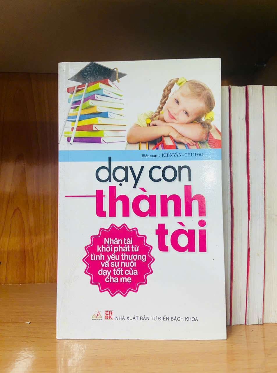 Dạy con thành tài MẸ VÀ BÉ VAVO0810