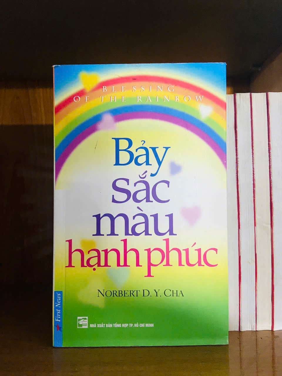 Bảy sắc màu hạnh phúc - Nobert D.Y.Cha VĂN HỌC VAVO0810