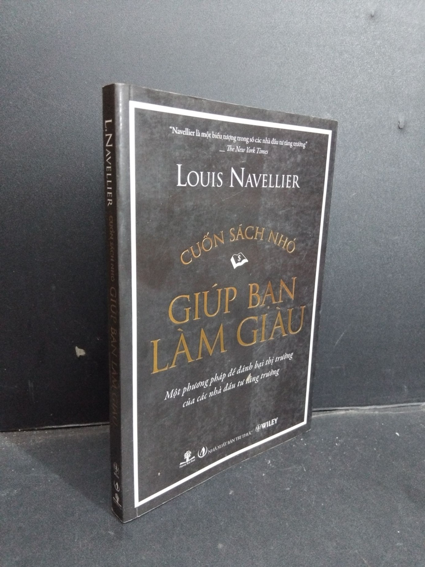 Cuốn sách nhỏ Giúp bạn làm giàu mới 90% bẩn nhẹ 2009 HCM1001 Louis Navellier KỸ NĂNG (NSX)