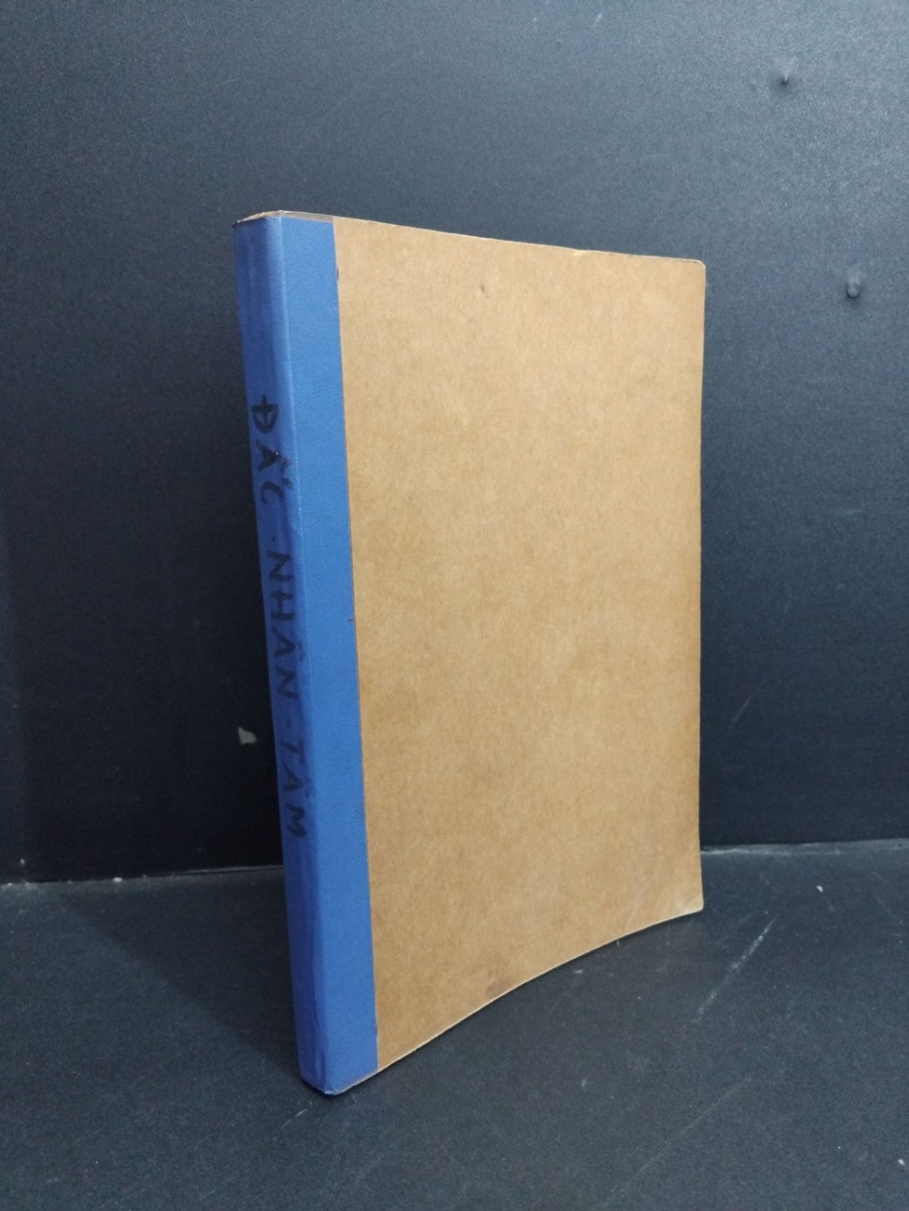 Đắc nhân tâm mới 60% bẩn bìa, ố vàng, rách trang 1988 HCM0412 Dale Carnegie KỸ NĂNG (NSX)