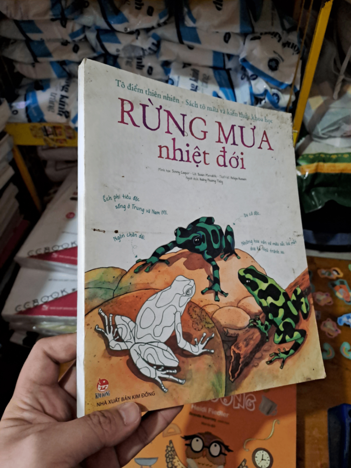 Rừng mưa nhiệt đới sách tô màu và kiến thức khoa học mới 90% HCM0808 MẸ VÀ BÉ