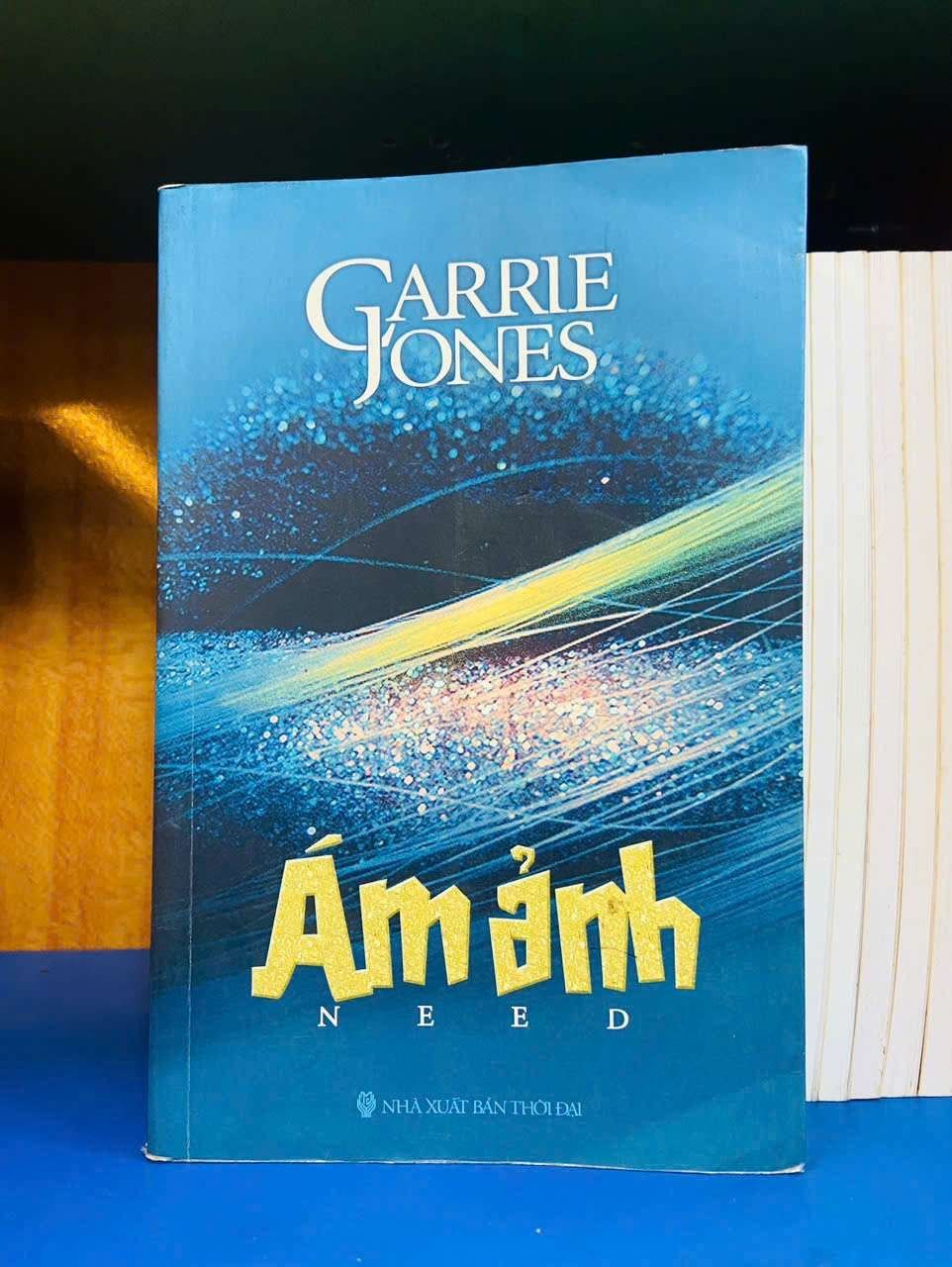 Ám ảnh - Garrie Jones VĂN HỌC VAVO0810