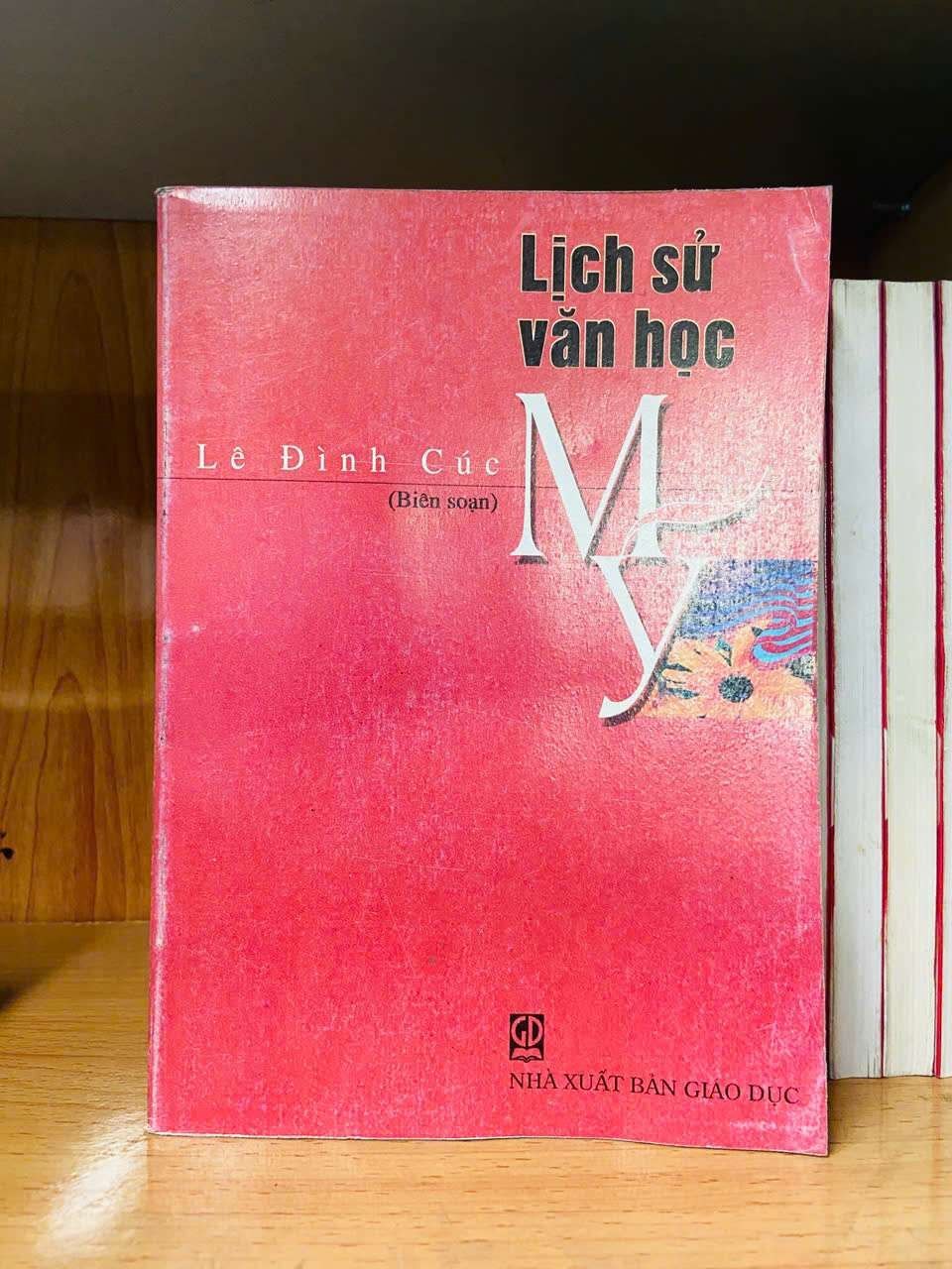 Lịch sử văn học Mỹ - Lê Đình Cúc LỊCH SỬ - CHÍNH TRỊ - TRIẾT HỌC VAVO0810