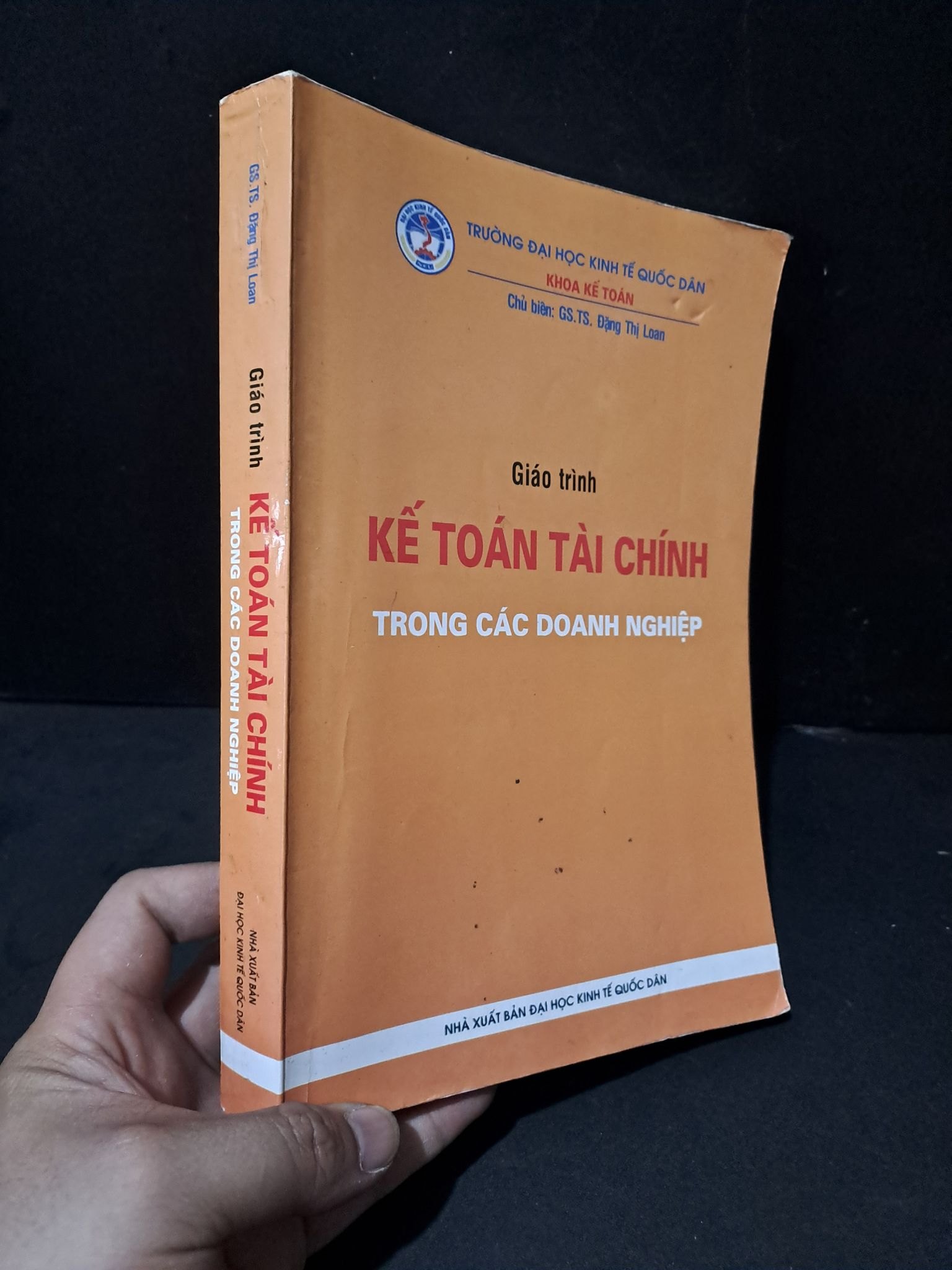 Giáo trình kế toán tài chính trong các doanh nghiệp mới 70% bẩn bìa, ố nhẹ, có chữ viết 2009 GS.TS. Đặng Thị Loan HCM1604 GIÁO TRÌNH, CHUYÊN MÔN (NSX)