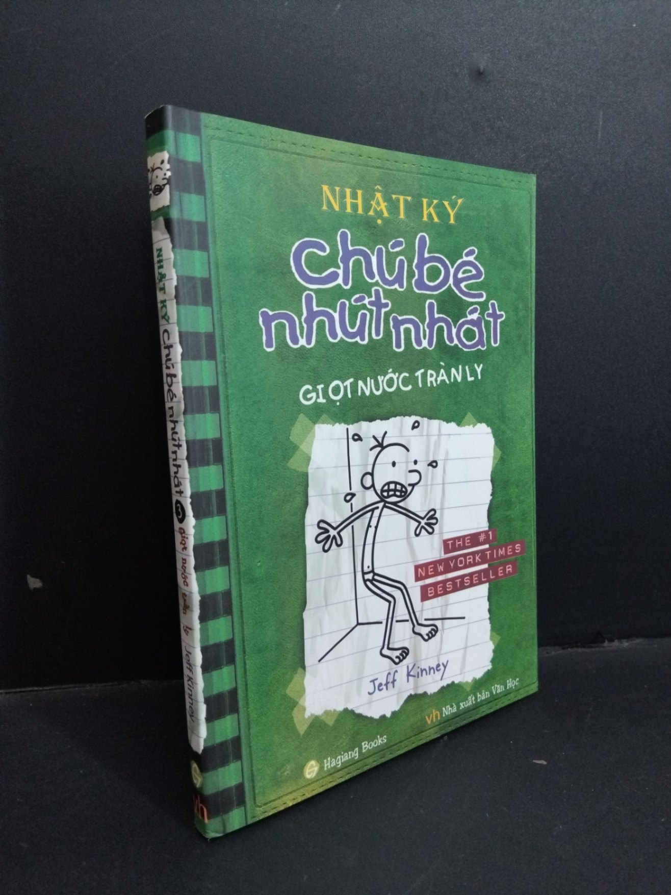 Nhật ký chú bé nhút nhát 3 Giọt nước tràn ly mới 90% bẩn bìa, ố nhẹ 2014 HCM1712 Jeff Kinney VĂN HỌC